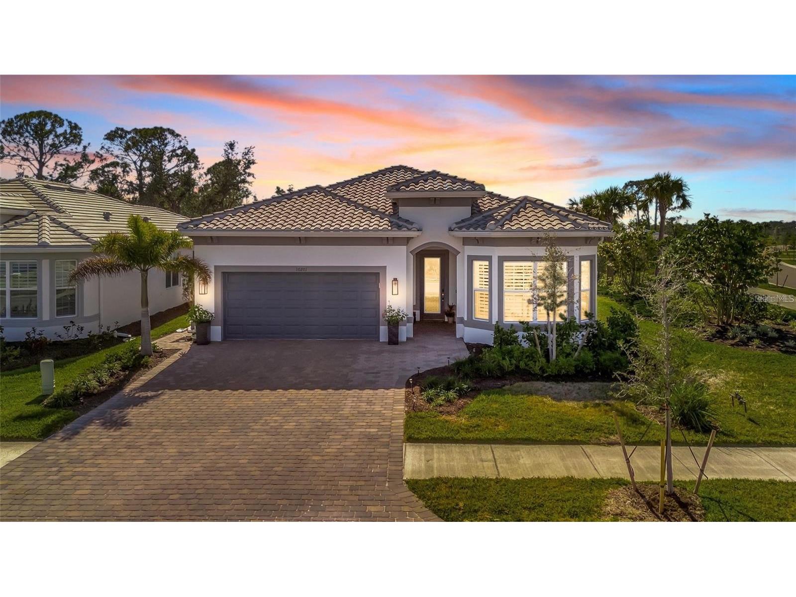 10201 Beach Dune Drive Englewood FL 34223 A4686333 image1