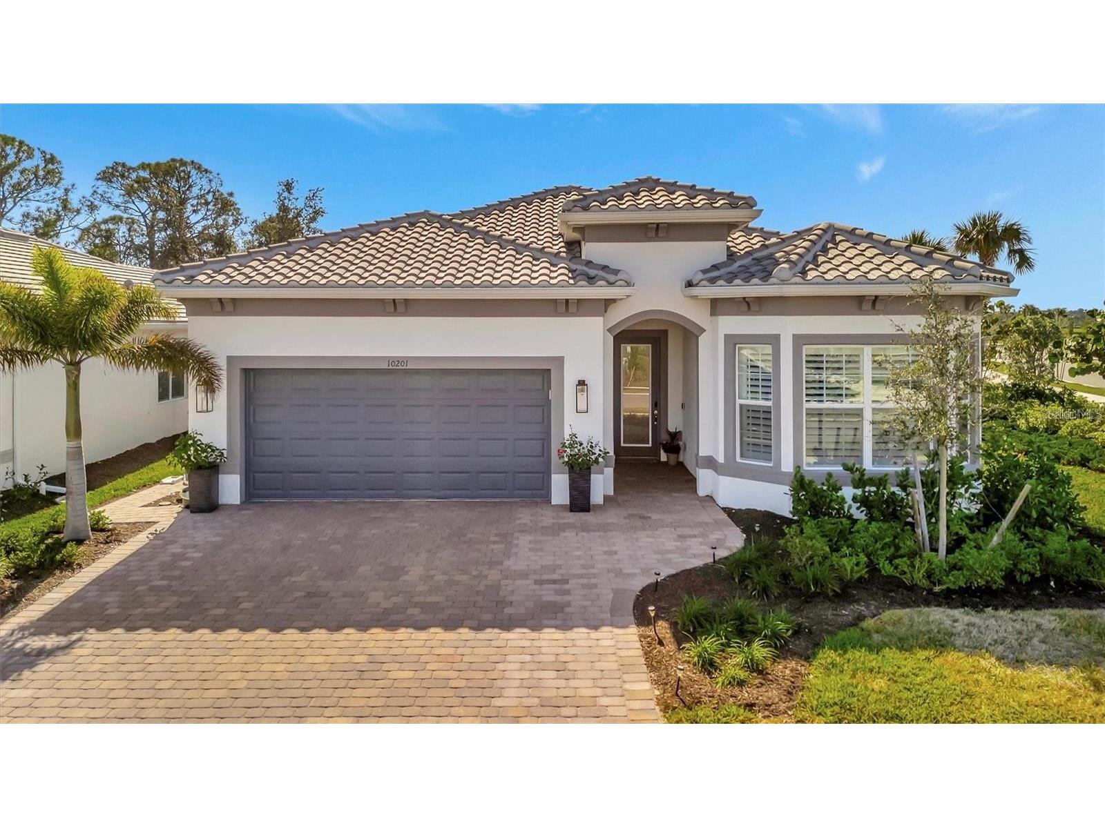 10201 Beach Dune Drive Englewood FL 34223 A4686333 image3