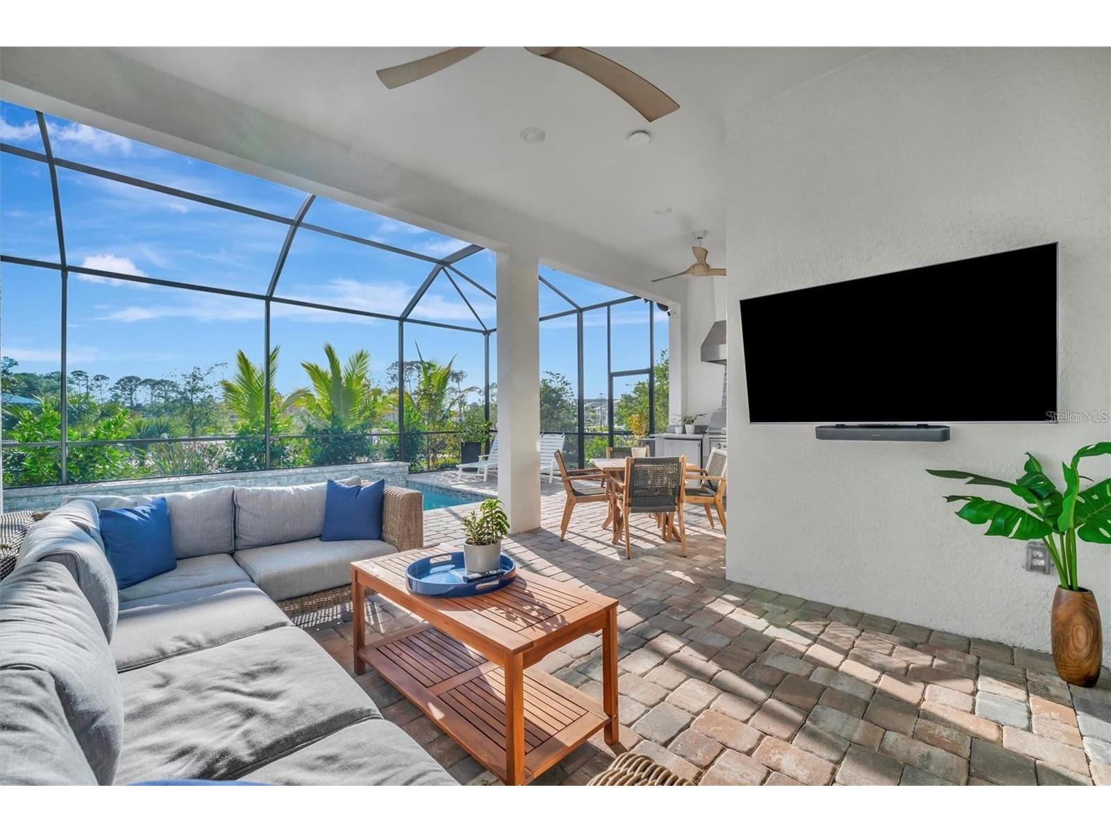 10201 Beach Dune Drive Englewood FL 34223 A4686333 image5