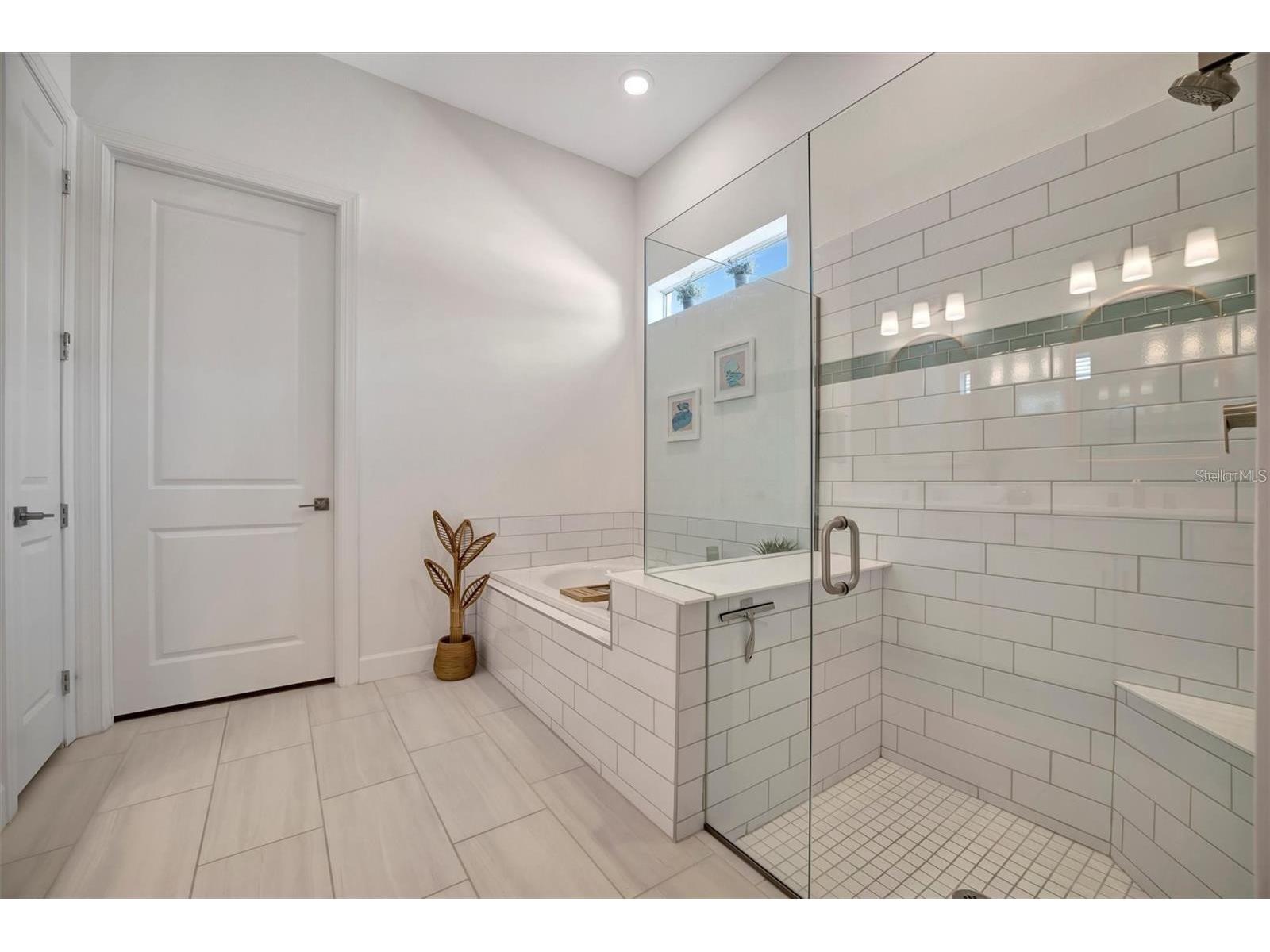 10201 Beach Dune Drive Englewood FL 34223 A4686333 image51