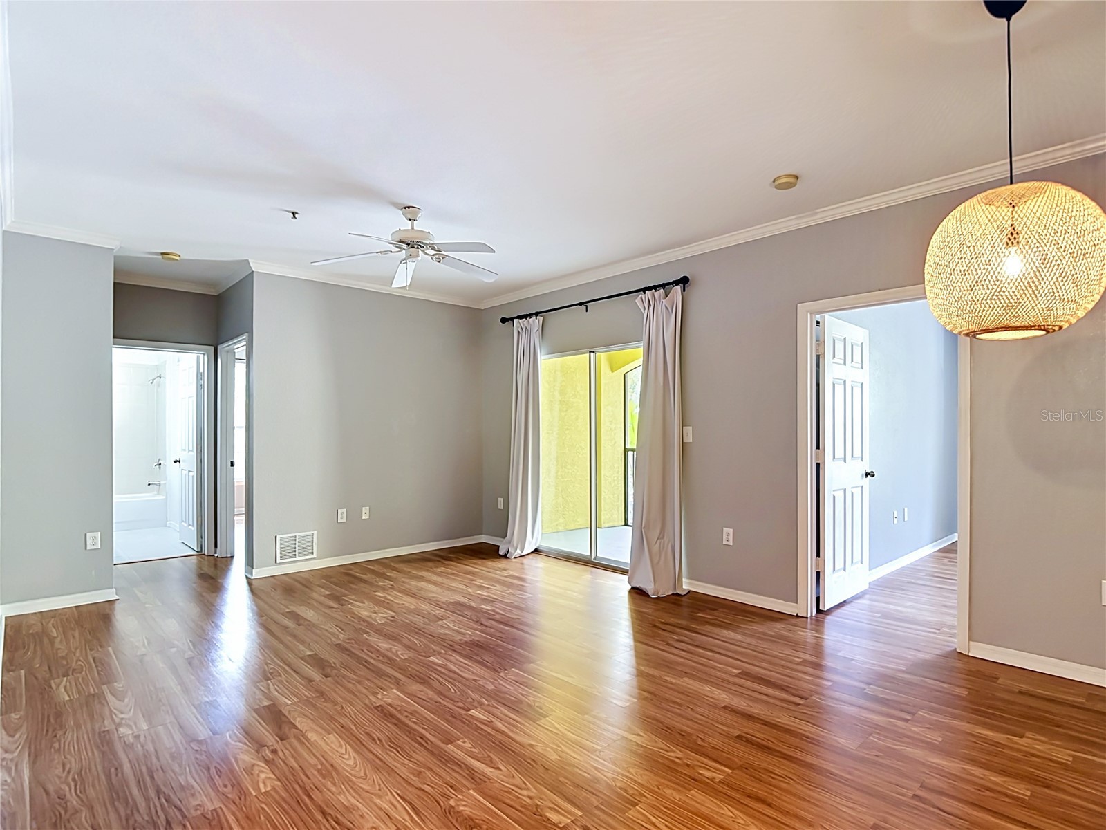 10201 Courtney Palms Boulevard #203 Tampa FL 33619 TB8503765 image14
