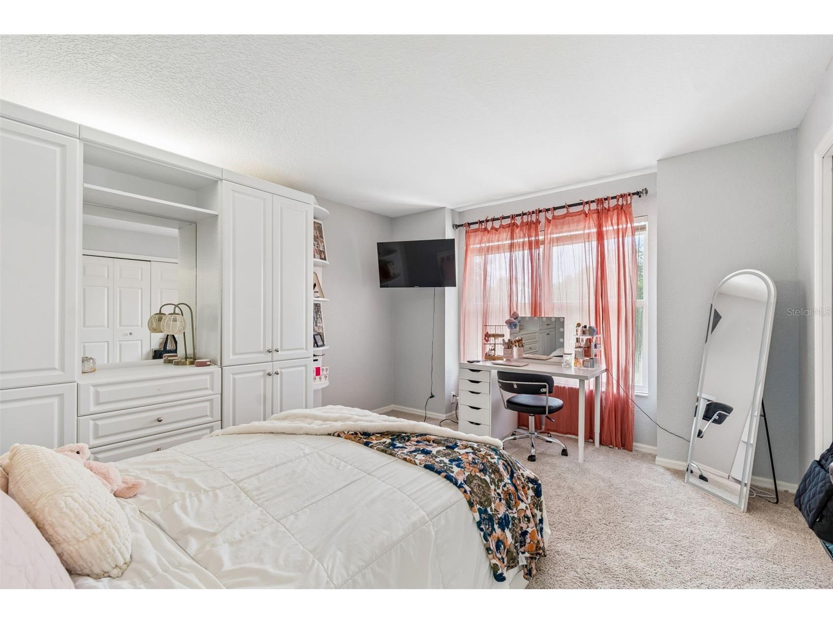 10201 Garden Alcove Drive Tampa FL 33647 TB8525043 image35
