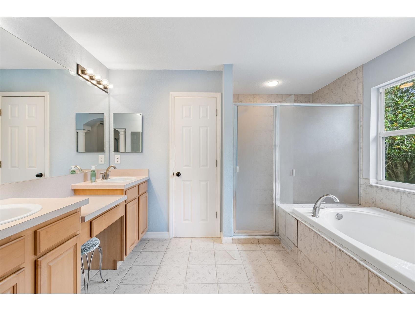 10201 Garden Alcove Drive Tampa FL 33647 TB8525043 image41