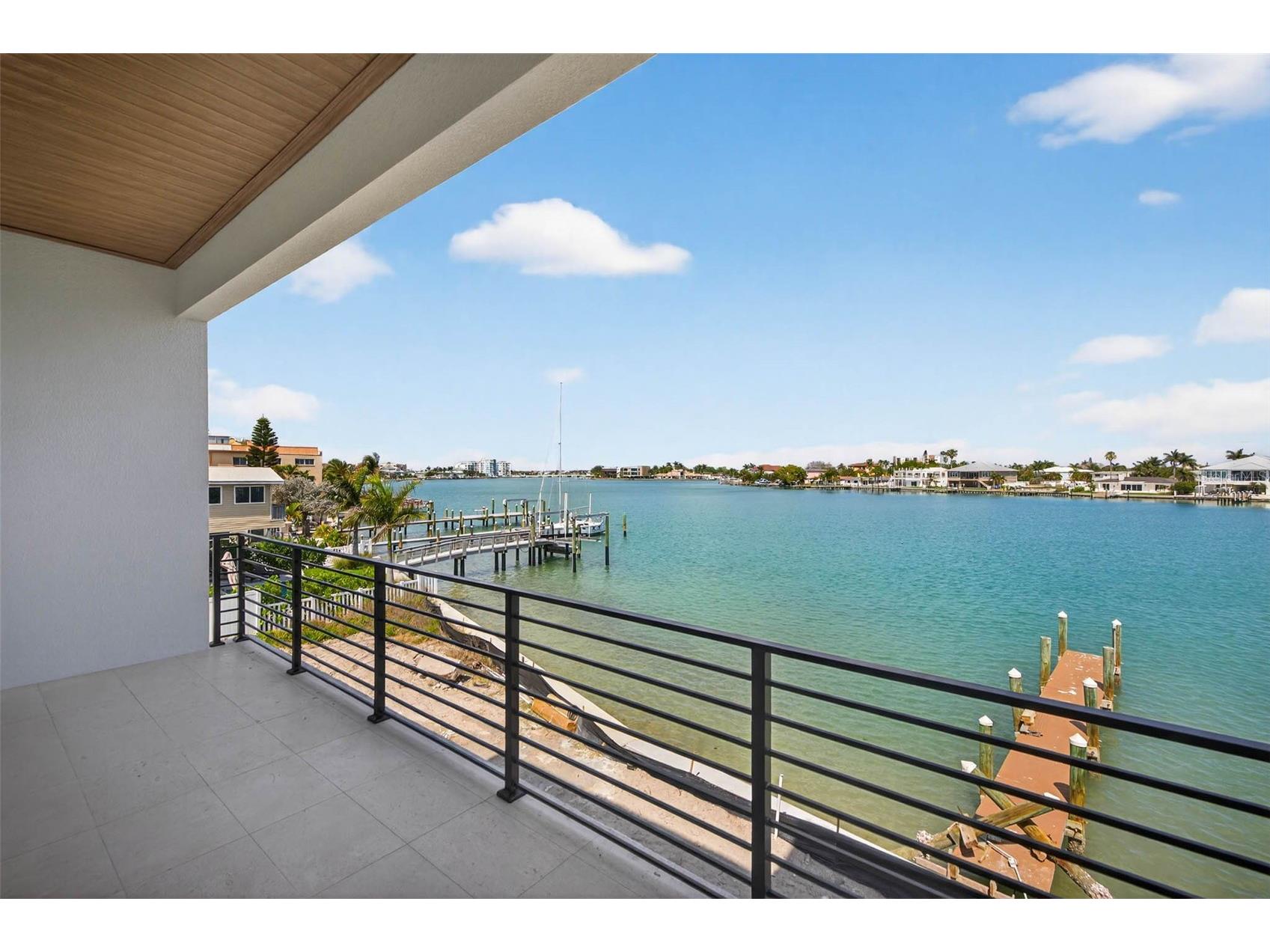 10201 Gulf Boulevard Treasure Island FL 33706 TB8492702 image14