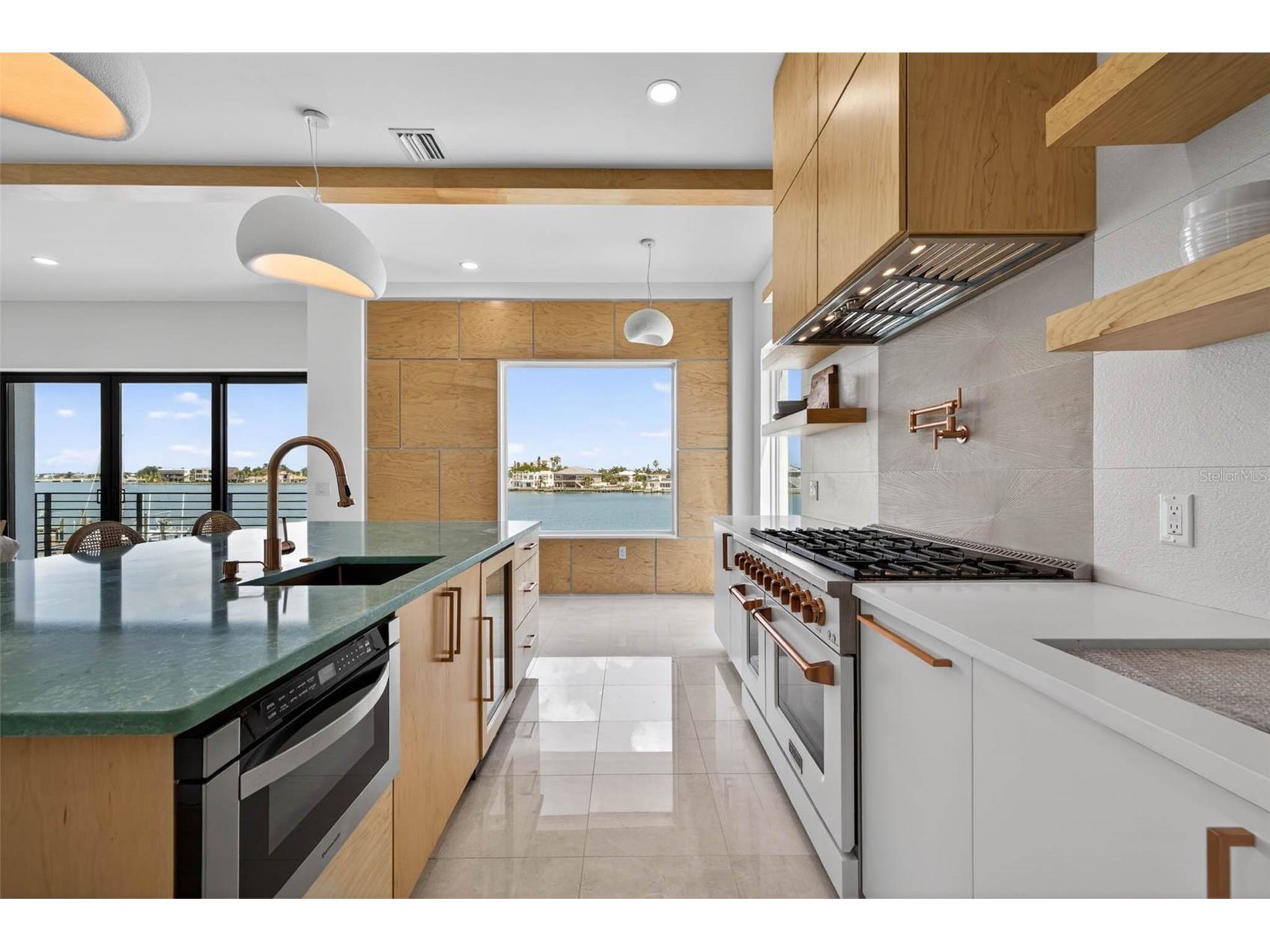 10201 Gulf Boulevard Treasure Island FL 33706 TB8492702 image22