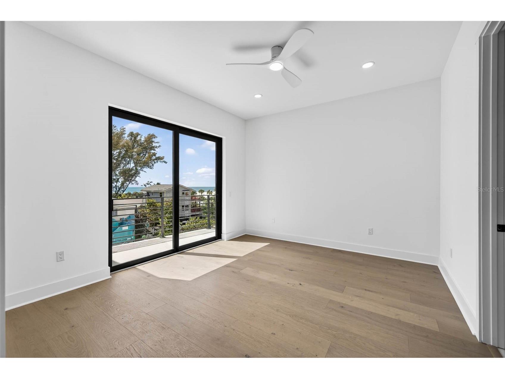 10201 Gulf Boulevard Treasure Island FL 33706 TB8492702 image36