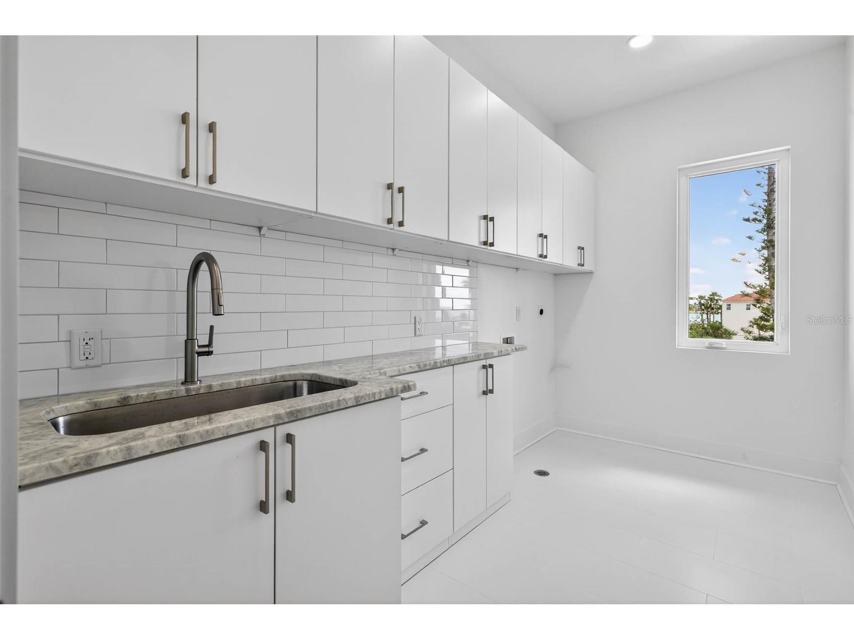 10201 Gulf Boulevard Treasure Island FL 33706 TB8492702 image44