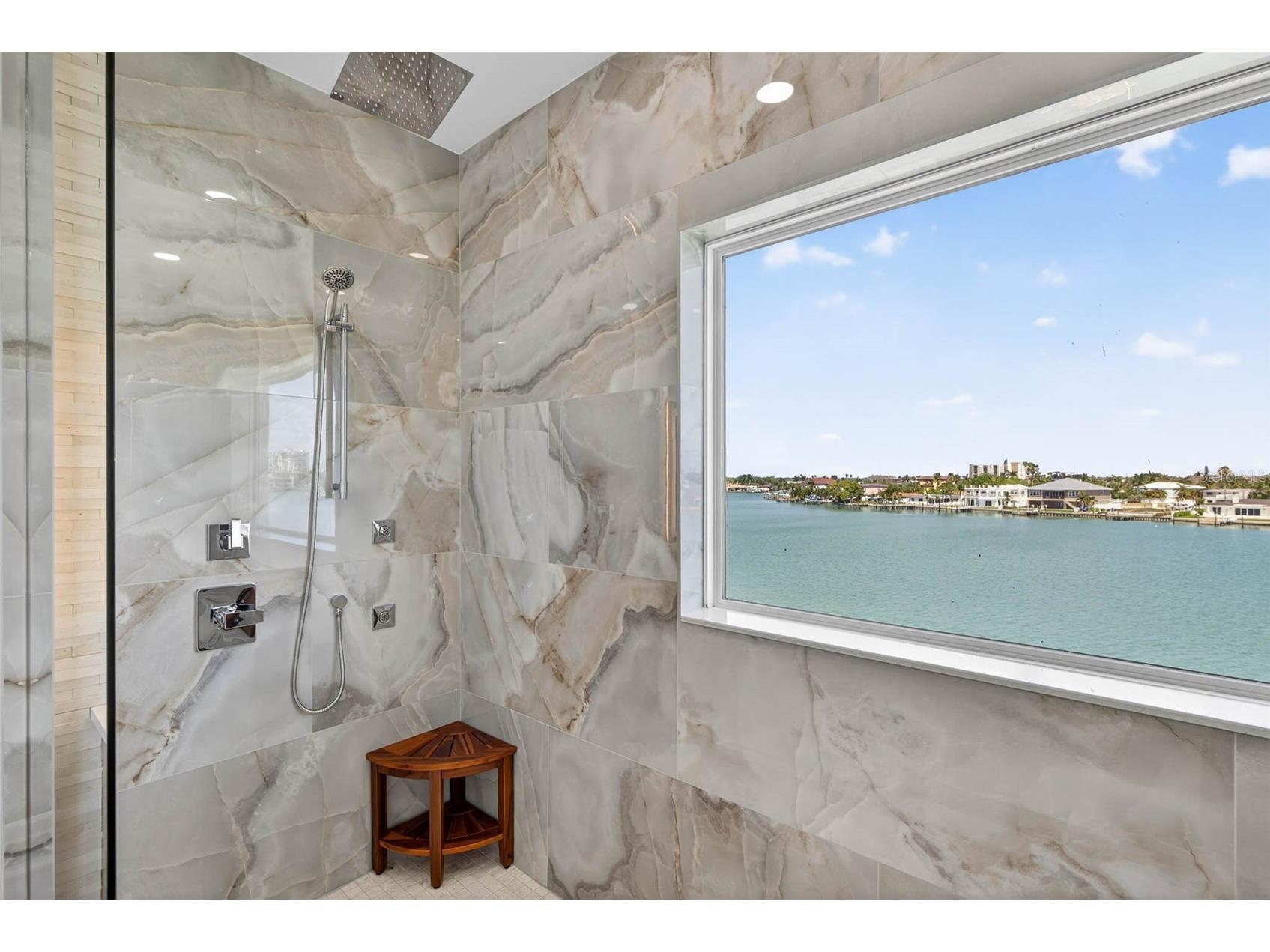 10201 Gulf Boulevard Treasure Island FL 33706 TB8492702 image54