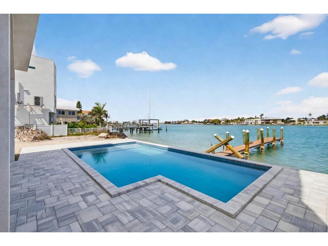 10201 Gulf Boulevard Treasure Island FL 33706 TB8492702 image63