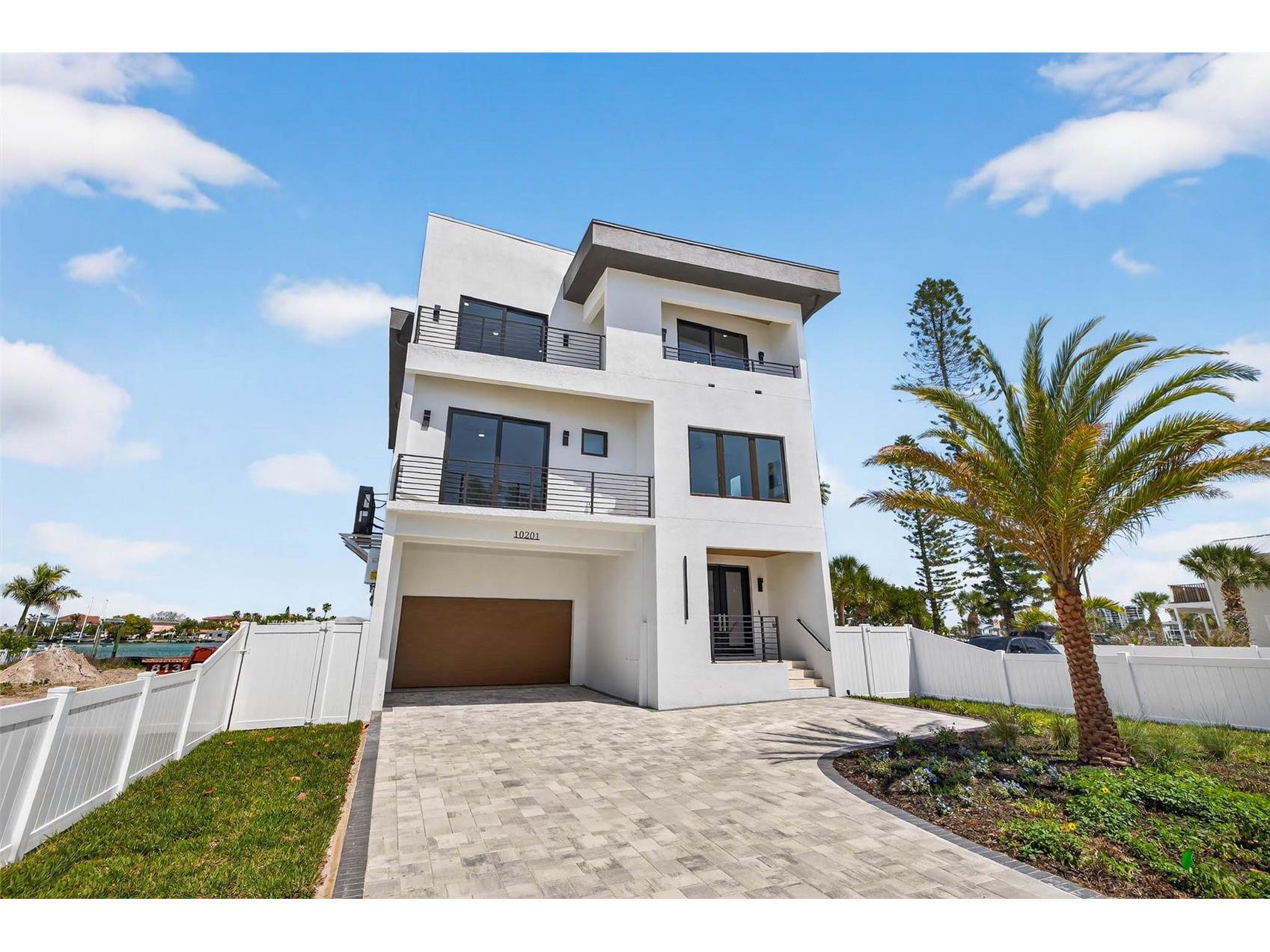 10201 Gulf Boulevard Treasure Island FL 33706 TB8492702 image7
