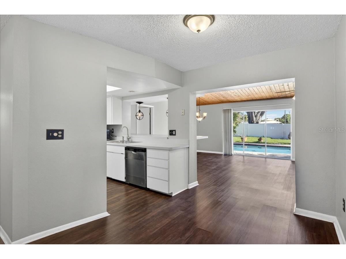10202 56th Street N Pinellas Park FL 33782 TB8521932 image13
