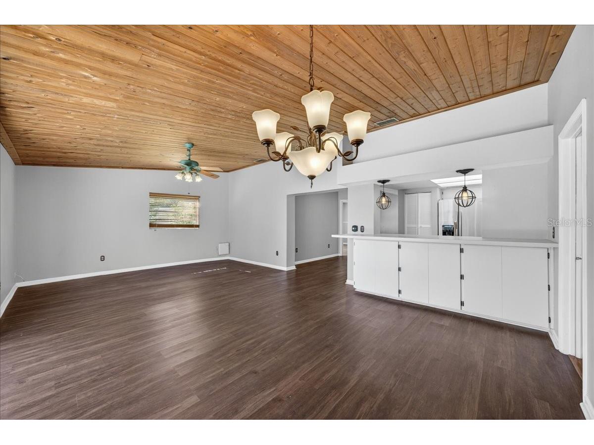 10202 56th Street N Pinellas Park FL 33782 TB8521932 image18