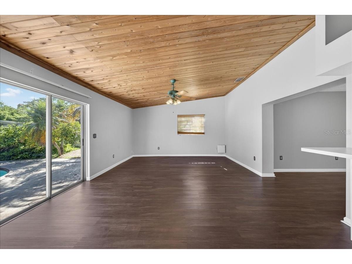 10202 56th Street N Pinellas Park FL 33782 TB8521932 image21