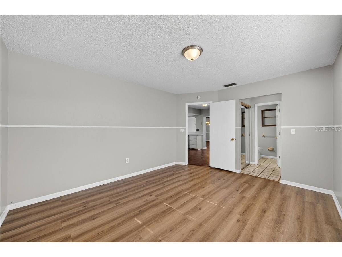 10202 56th Street N Pinellas Park FL 33782 TB8521932 image34