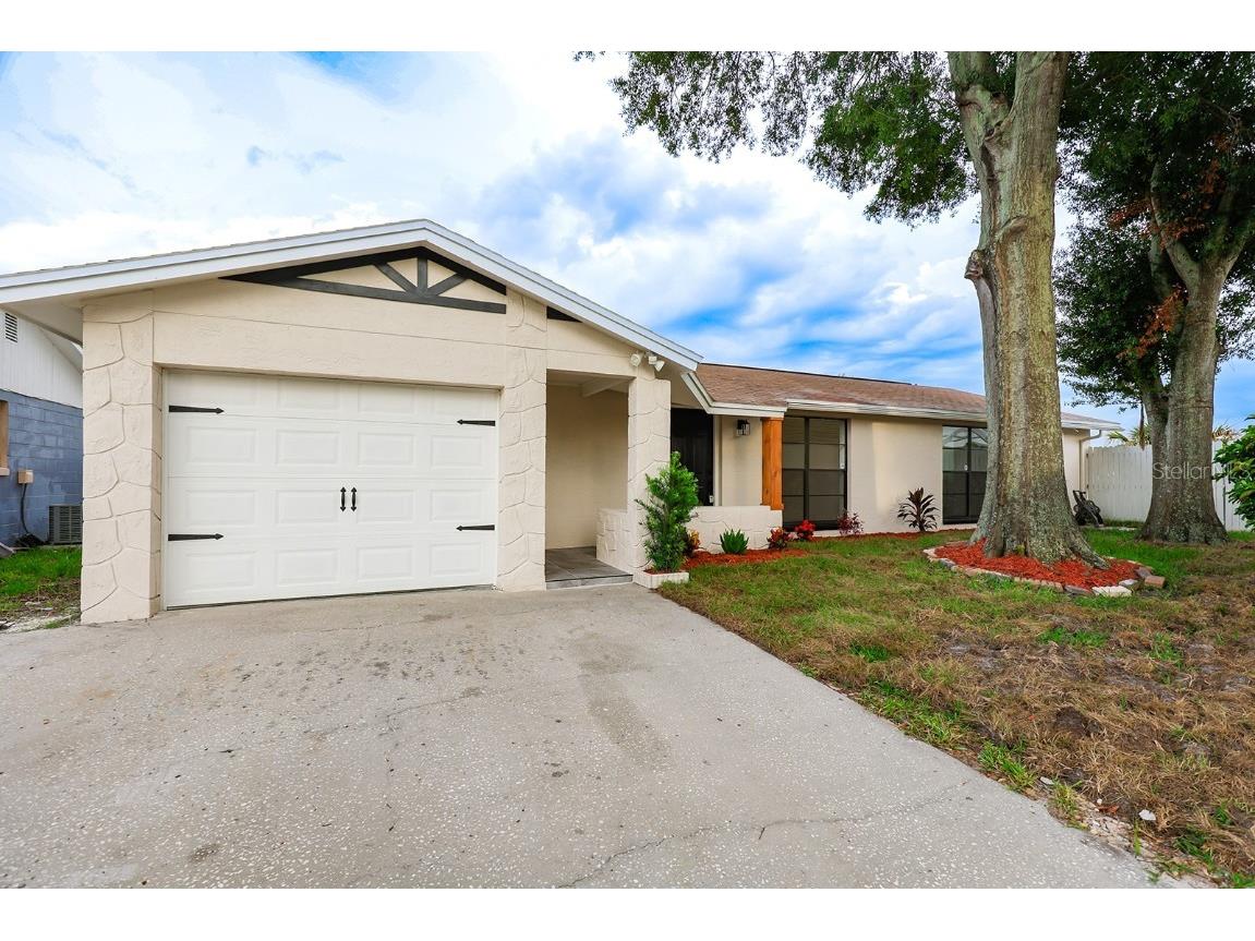 10202 Bellhurst Court Tampa FL 33615 T3461669 image1