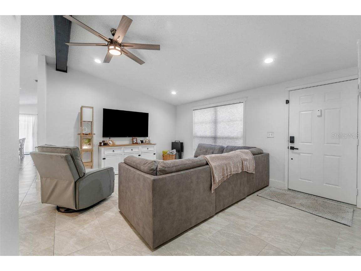 10202 Bellhurst Court Tampa FL 33615 TB8395803 image18