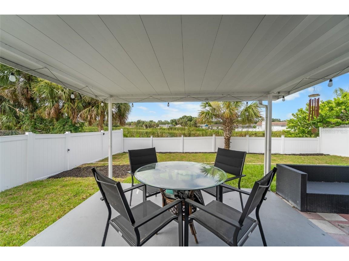 10202 Bellhurst Court Tampa FL 33615 TB8395803 image4