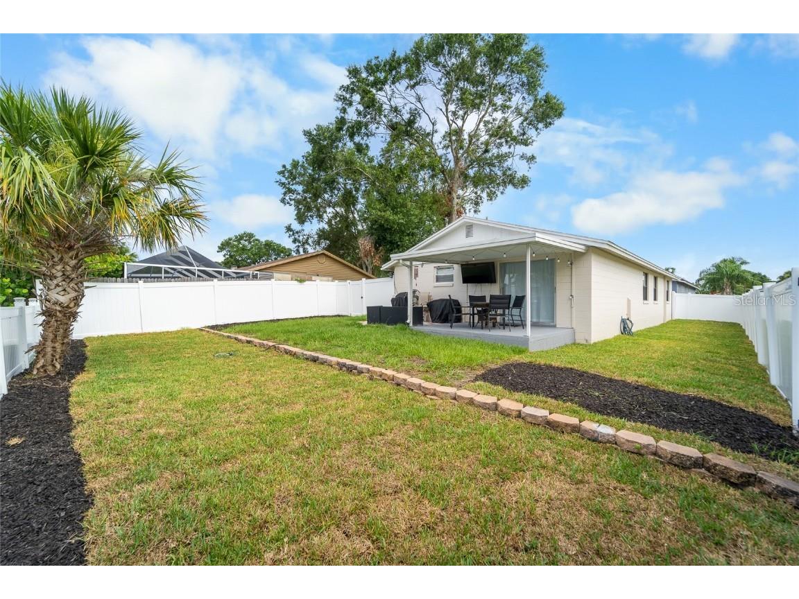 10202 Bellhurst Court Tampa FL 33615 TB8395803 image5