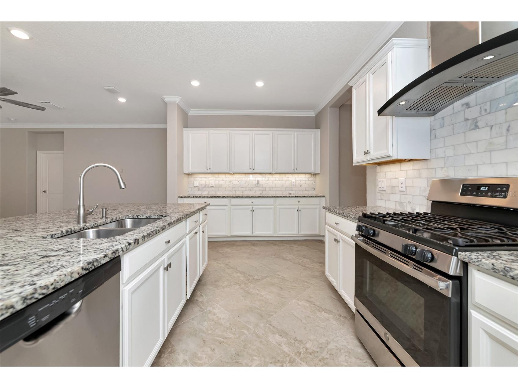 10202 Marbella Drive Bradenton FL 34211 A4677179 image13