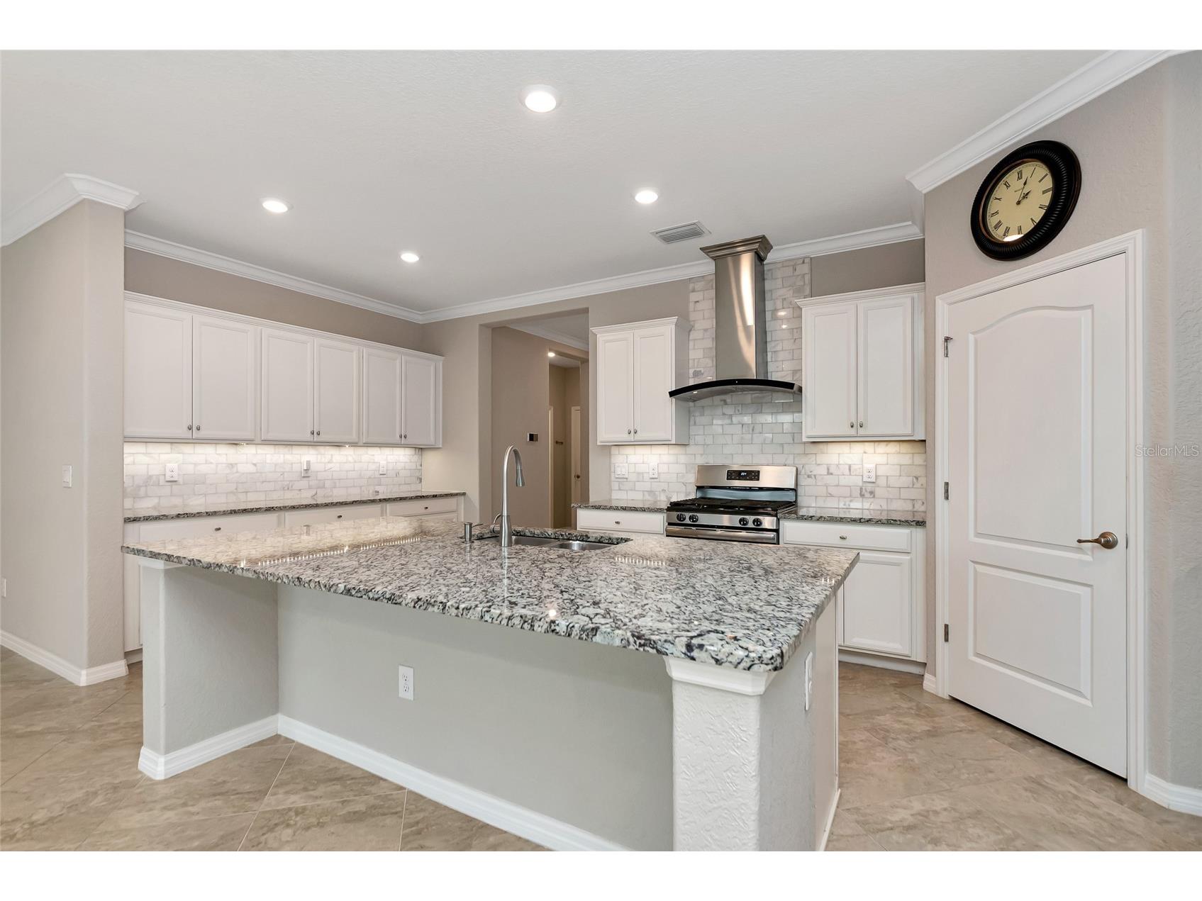10202 Marbella Drive Bradenton FL 34211 A4677179 image16