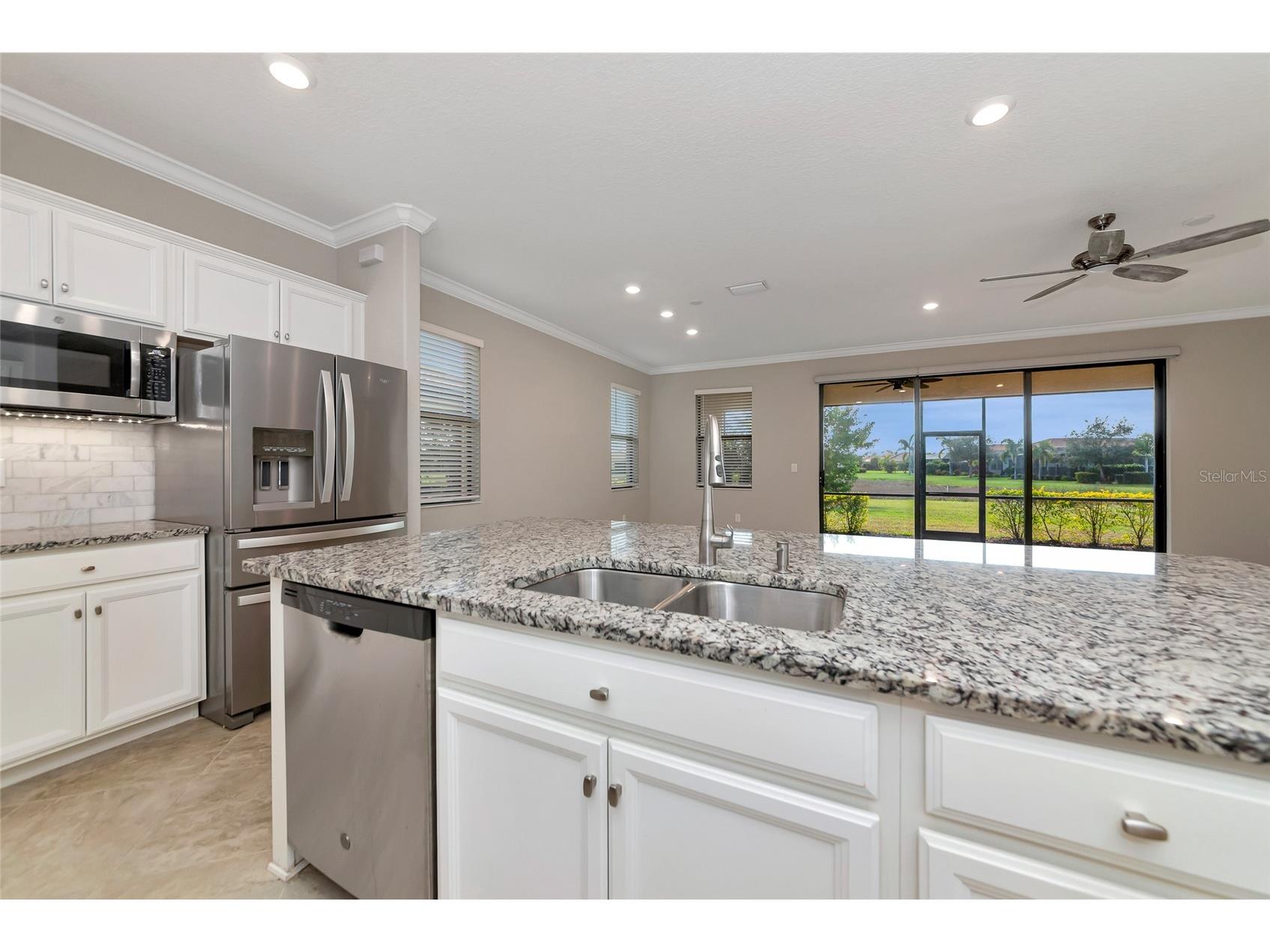 10202 Marbella Drive Bradenton FL 34211 A4677179 image6
