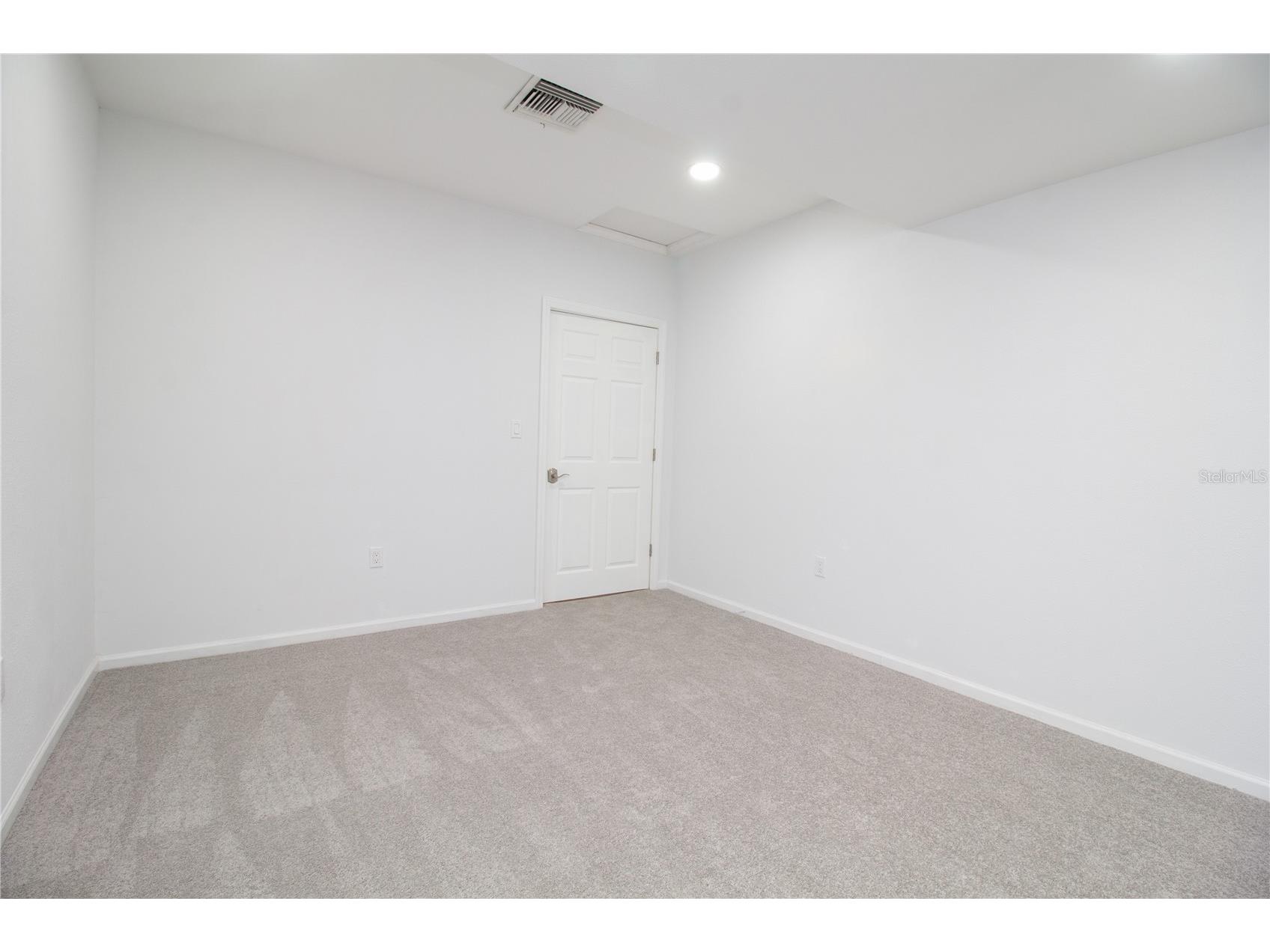 10202 N Boulevard Tampa FL 33612 TB8481206 image17