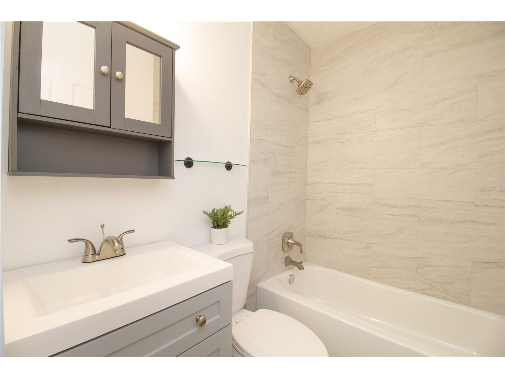 10202 N Boulevard Tampa FL 33612 TB8481206 image22