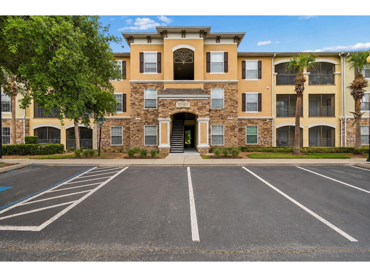 10203 Courtney Palms Boulevard #103 Tampa FL 33619 TB8514963 image1