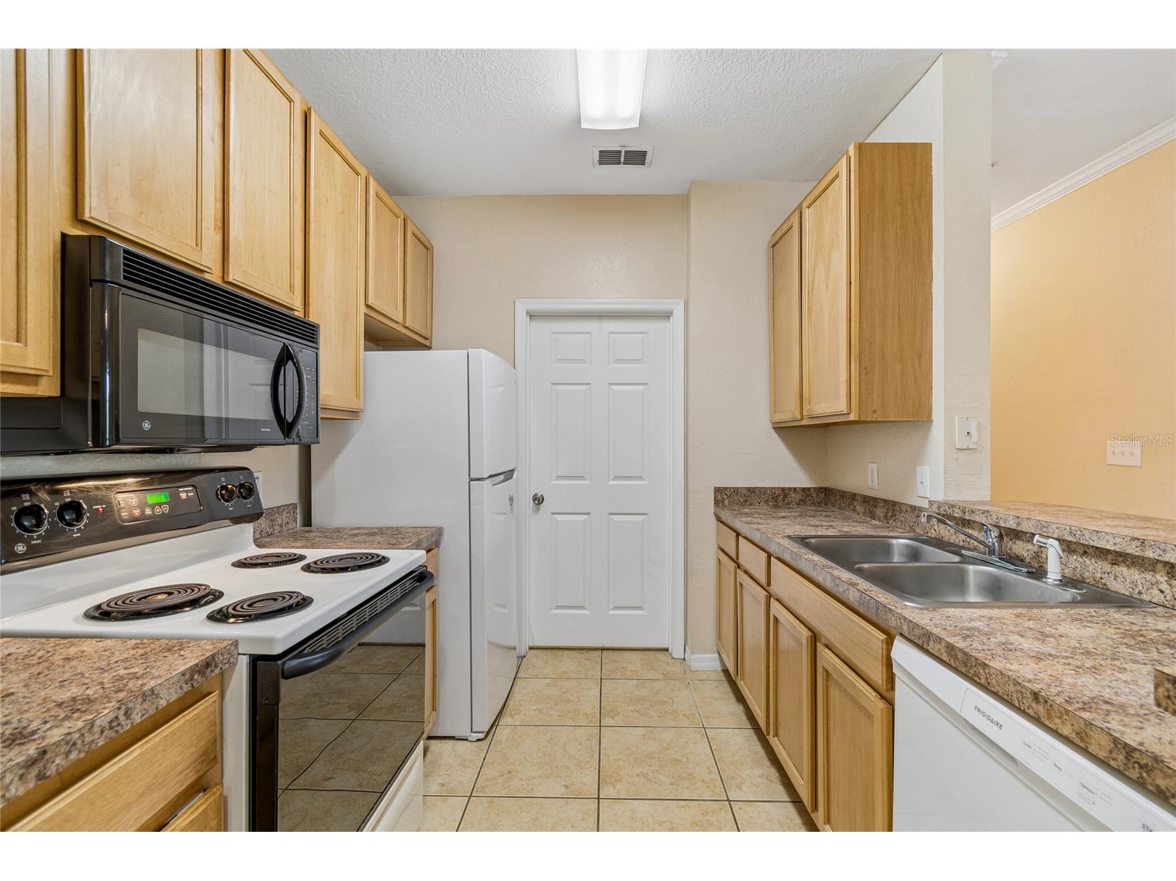 10203 Courtney Palms Boulevard #103 Tampa FL 33619 TB8514963 image16