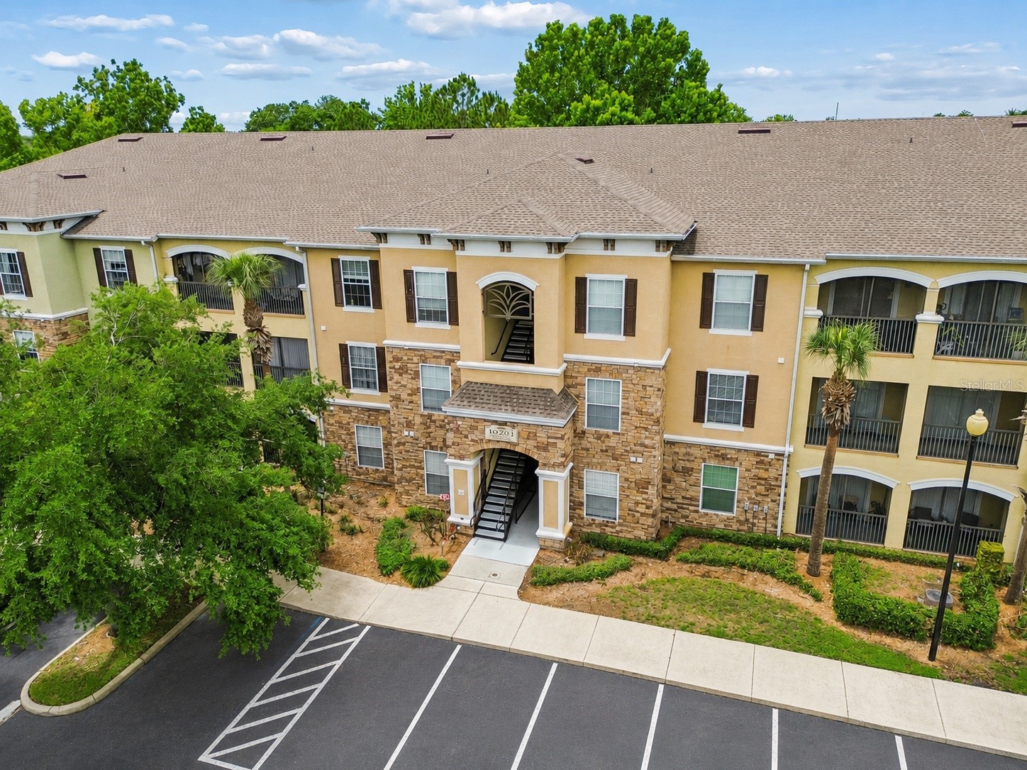 10203 Courtney Palms Boulevard #103 Tampa FL 33619 TB8514963 image3