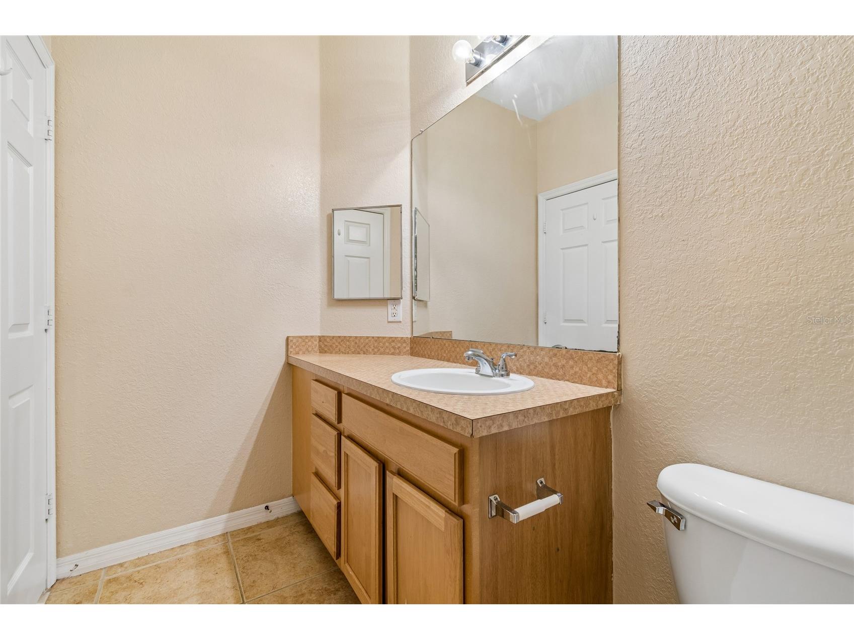 10203 Courtney Palms Boulevard #103 Tampa FL 33619 TB8514963 image31