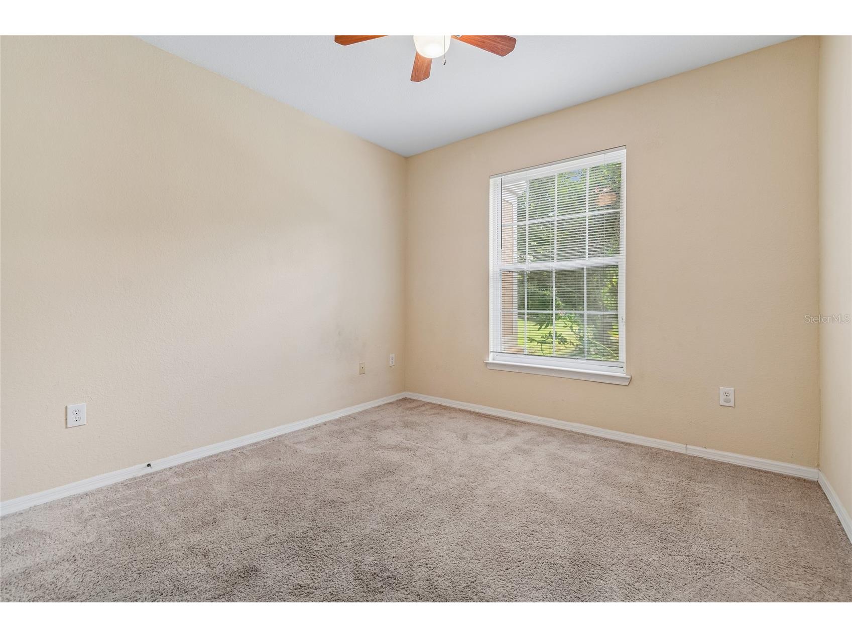 10203 Courtney Palms Boulevard #103 Tampa FL 33619 TB8514963 image32