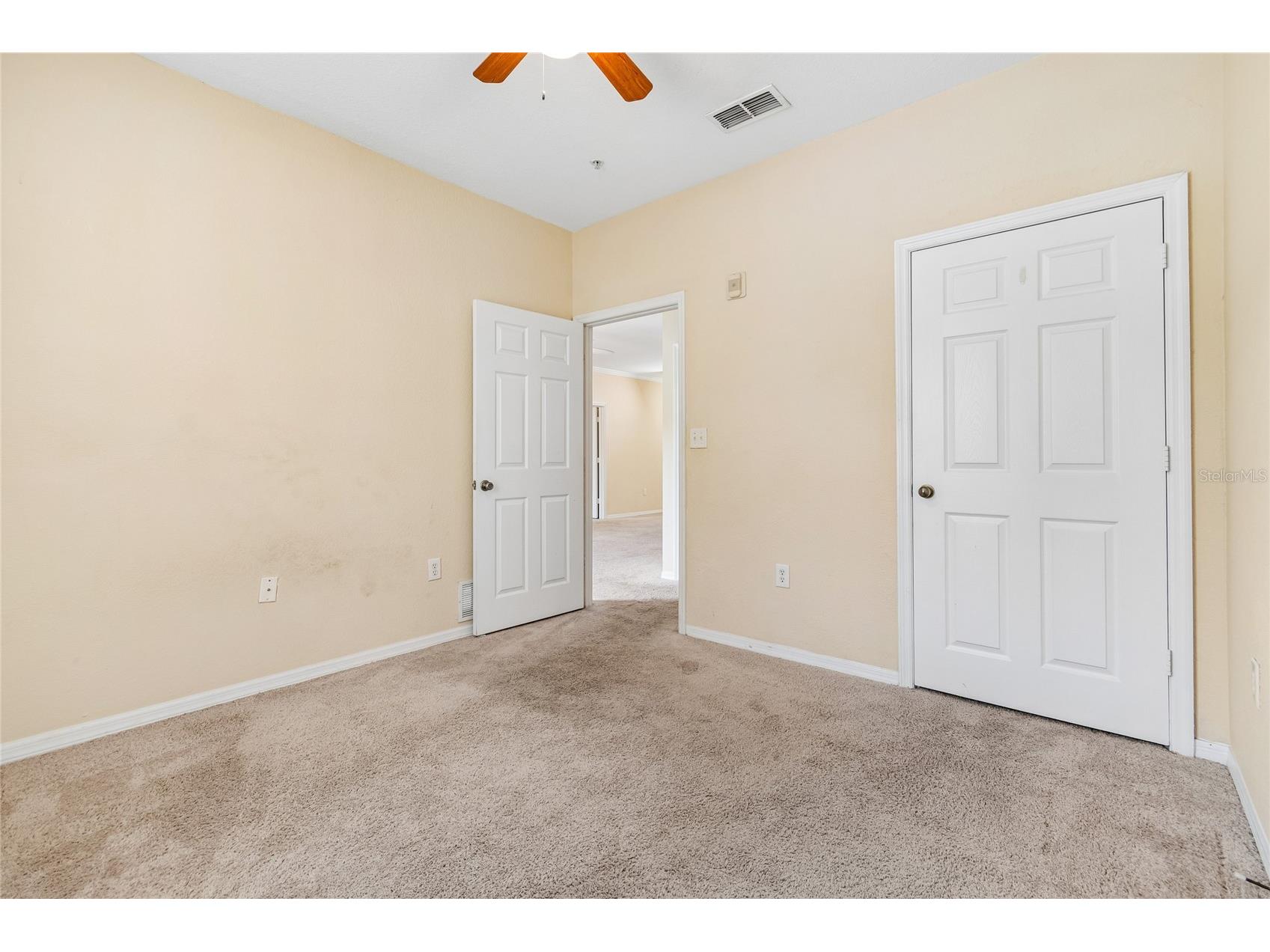 10203 Courtney Palms Boulevard #103 Tampa FL 33619 TB8514963 image33