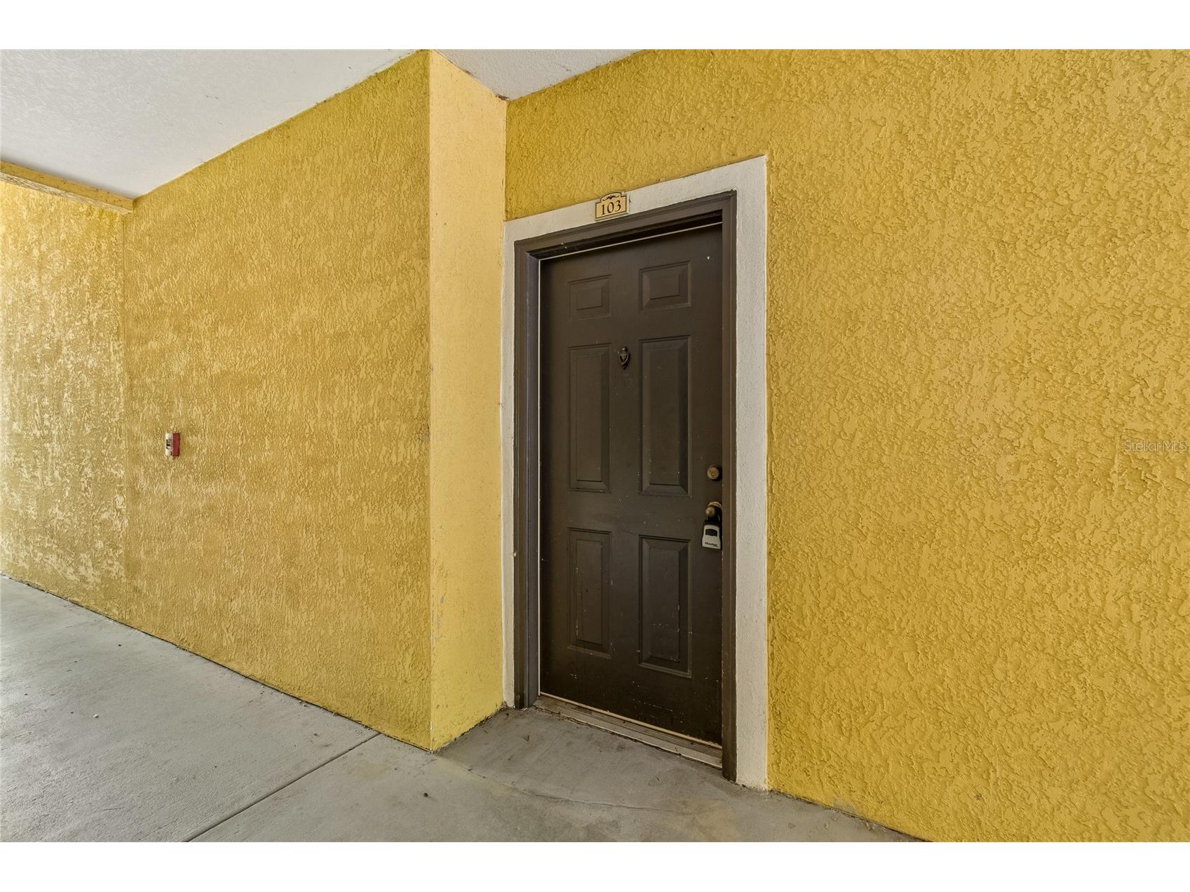 10203 Courtney Palms Boulevard #103 Tampa FL 33619 TB8514963 image7