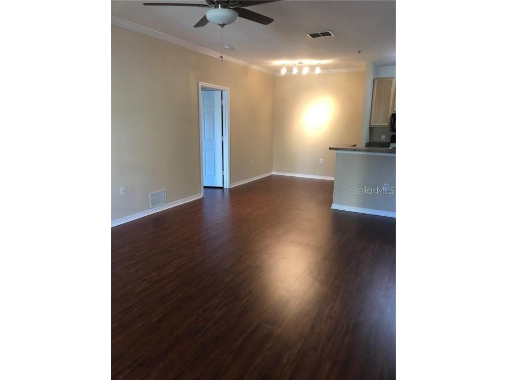 10205 Courtney Palms Boulevard #203 Tampa FL 33619 TB8455075 image10