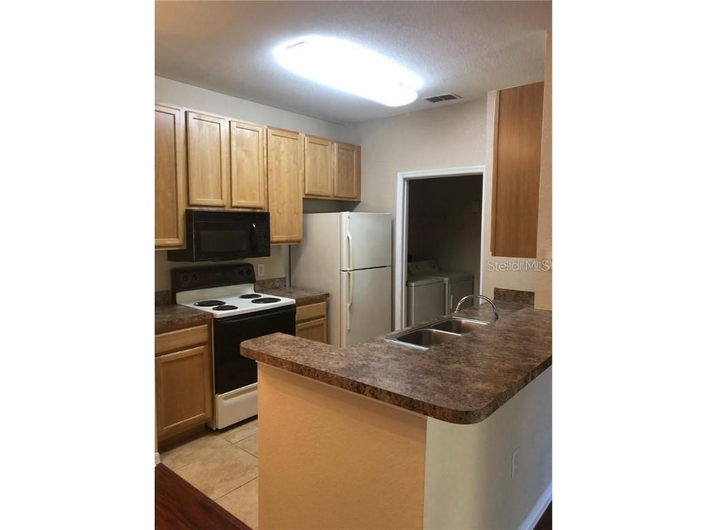 10205 Courtney Palms Boulevard #203 Tampa FL 33619 TB8455075 image9