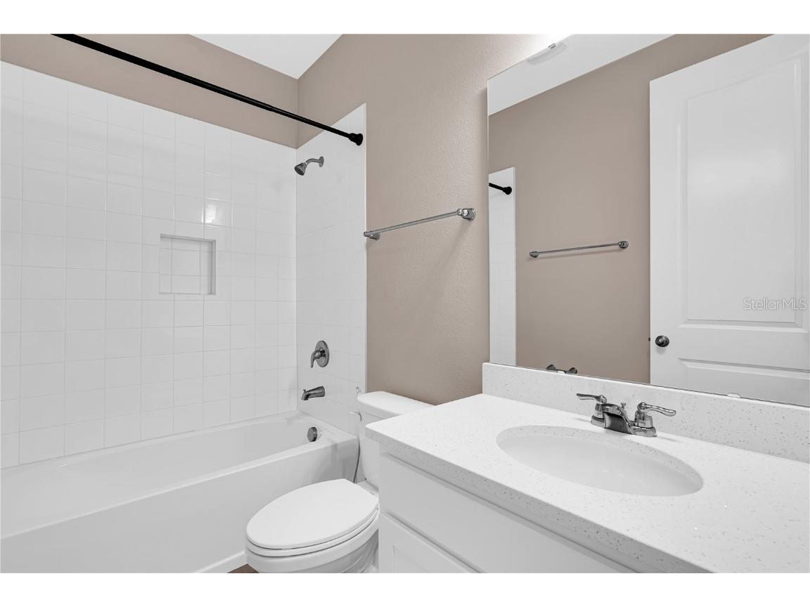 10205 Pearson Avenue Orlando FL 32827 O6363995 image23