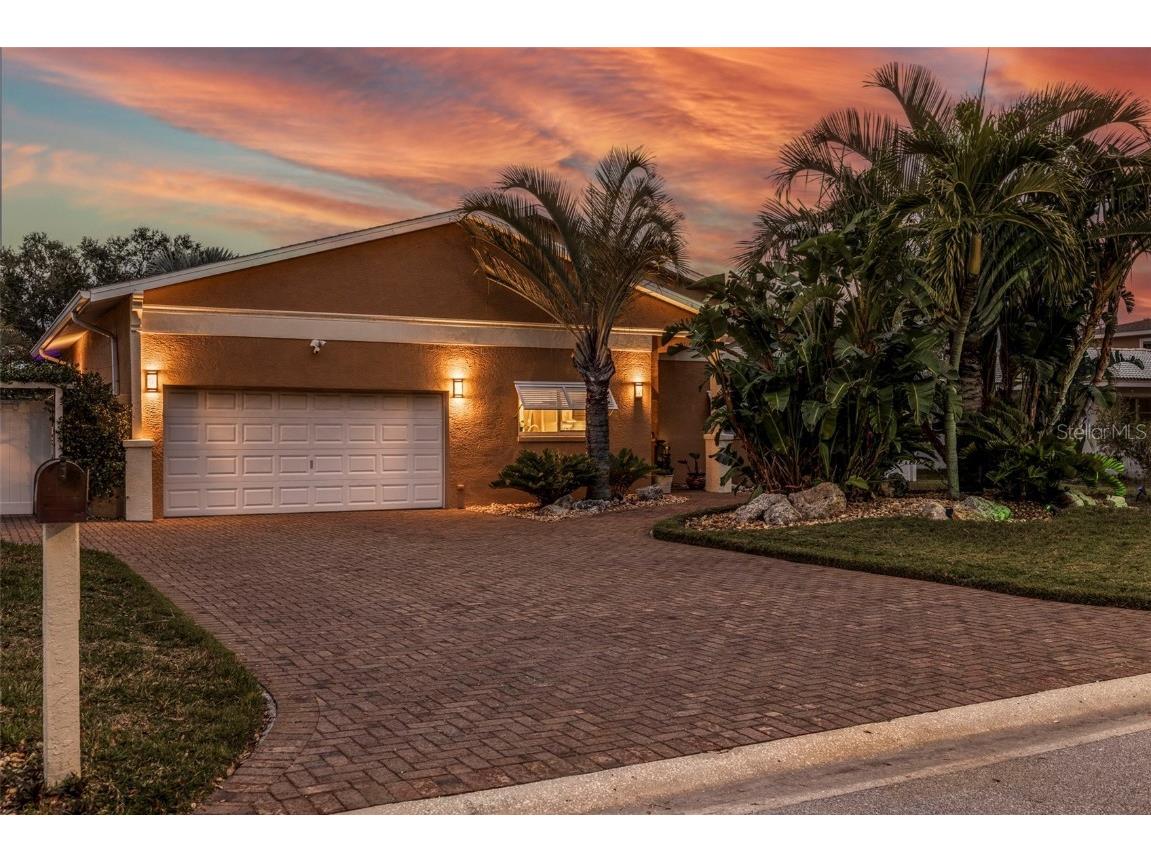 10206 3rd Street E Treasure Island FL 33706 U8228933 image1