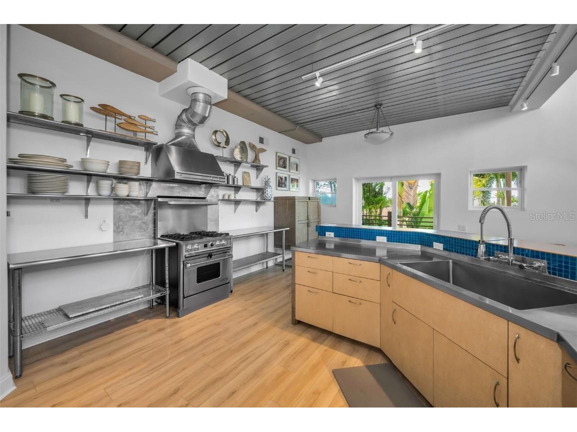 10206 4th Street E Treasure Island FL 33706 - BOCA CIEGA BAY TB8447858 image16