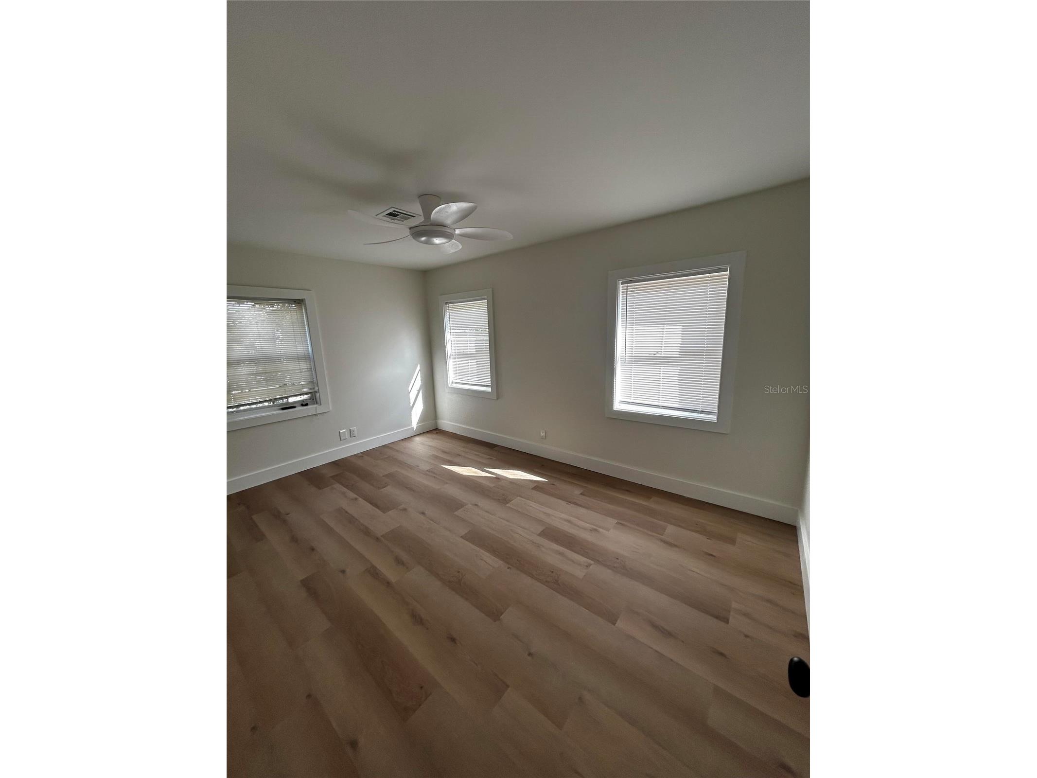 10206 N Oakleaf Avenue Tampa FL 33612 O6407530 image9