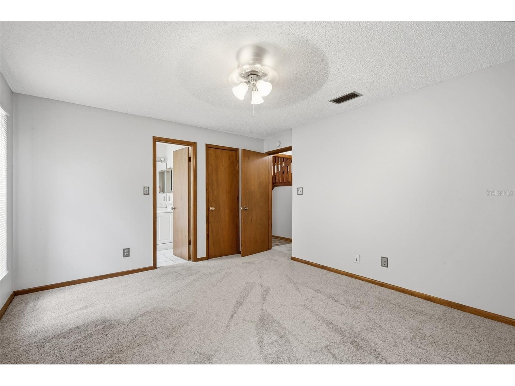 10207 N Hyaleah Road Tampa FL 33617 O6419934 image19