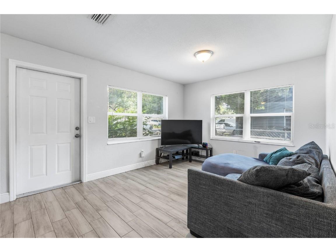 10208 Lola Street Tampa FL 33612 TB8428550 image23