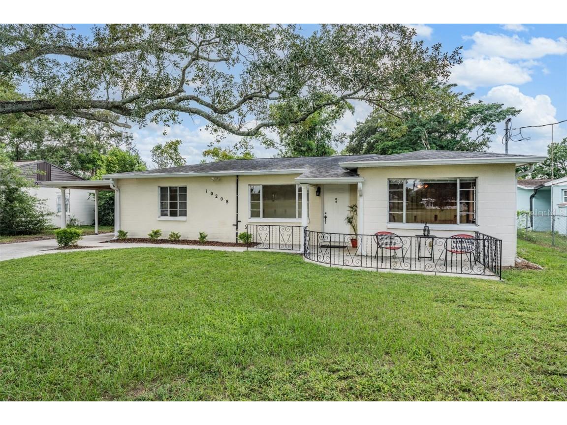 10208 N Oakleaf Avenue Tampa FL 33612 TB8423111 image1