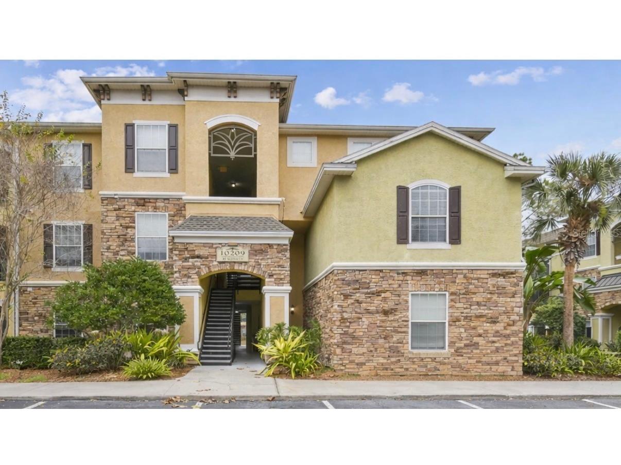 10209 Courtney Palms Boulevard #101 Tampa FL 33619 TB8465611 image1