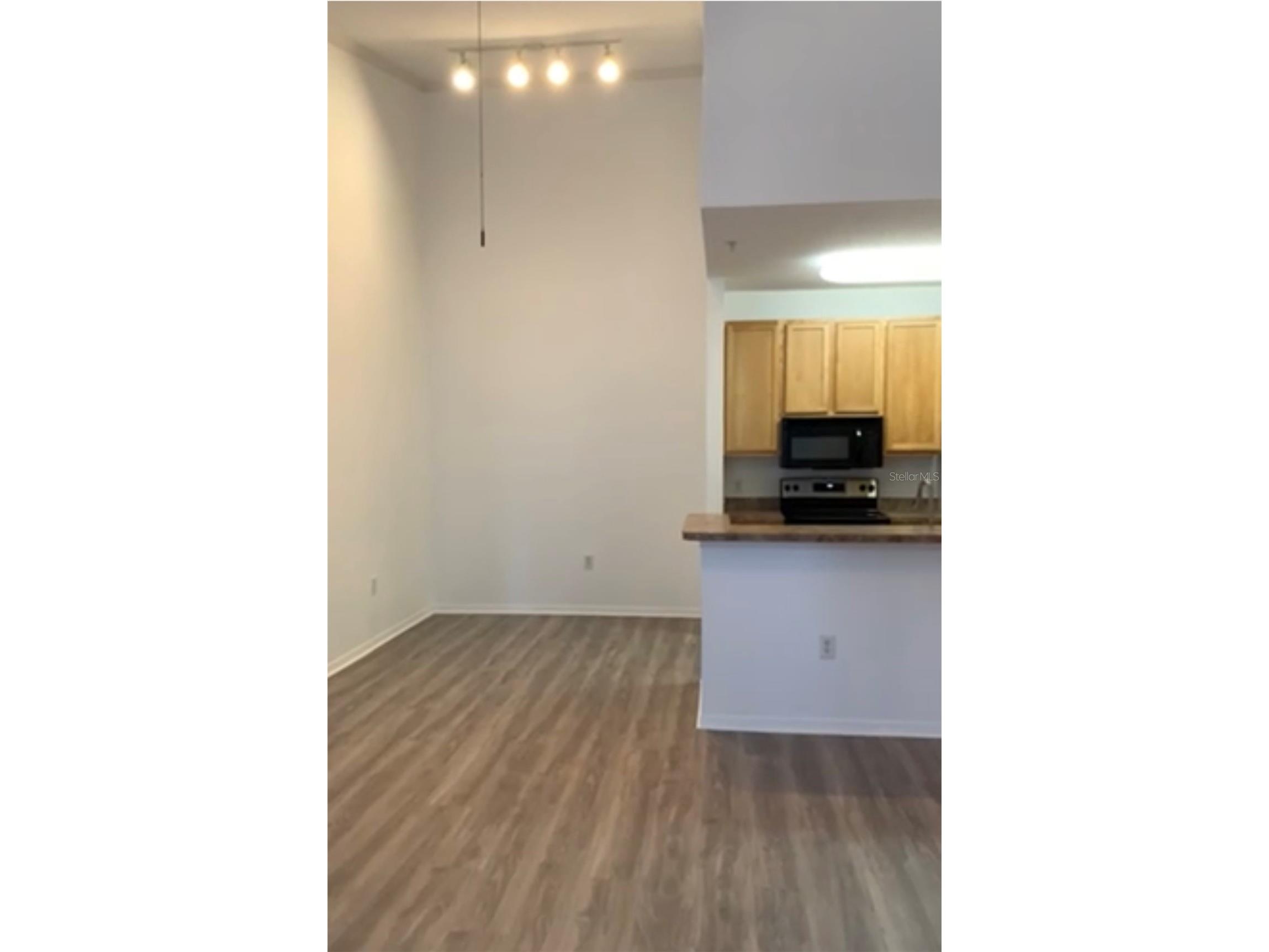 10209 Courtney Palms Boulevard #304 Tampa FL 33619 TB8487919 image6