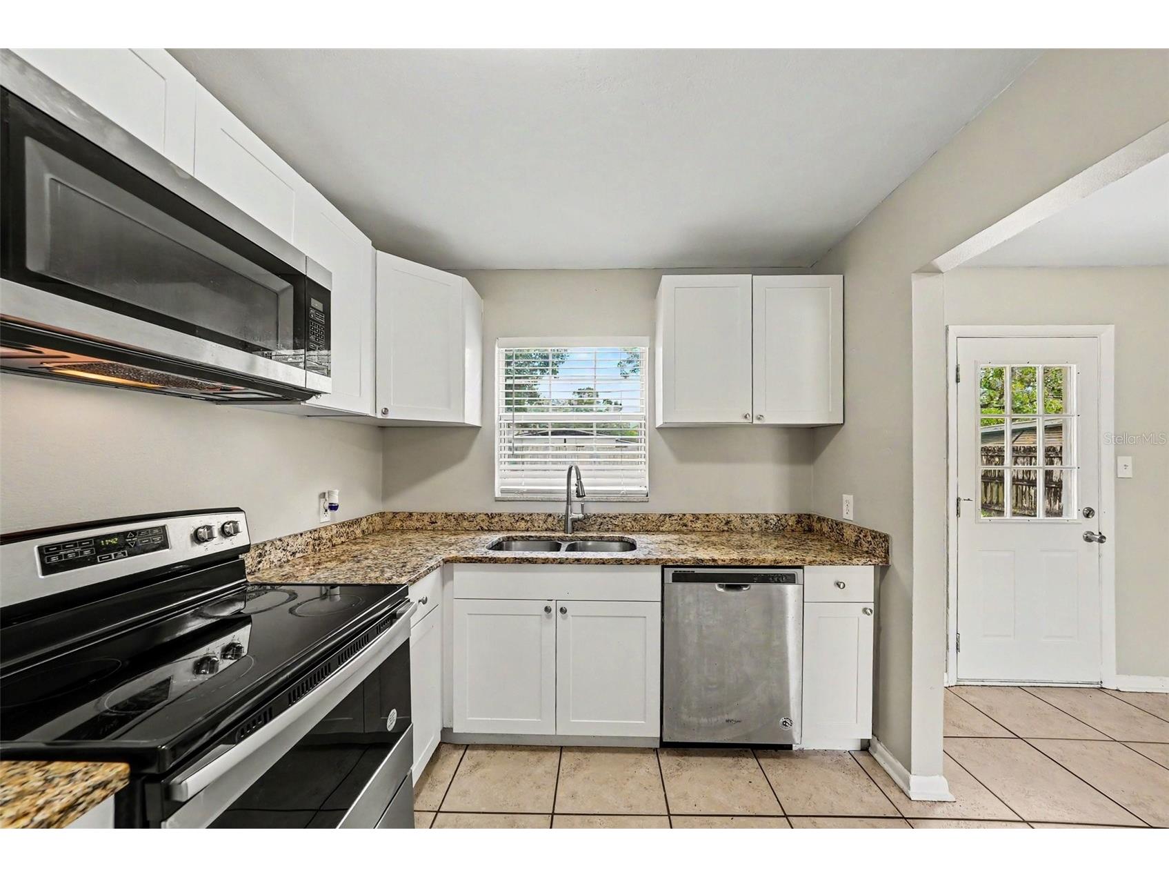 10209 N 28th Street Tampa FL 33612 O6405261 image6