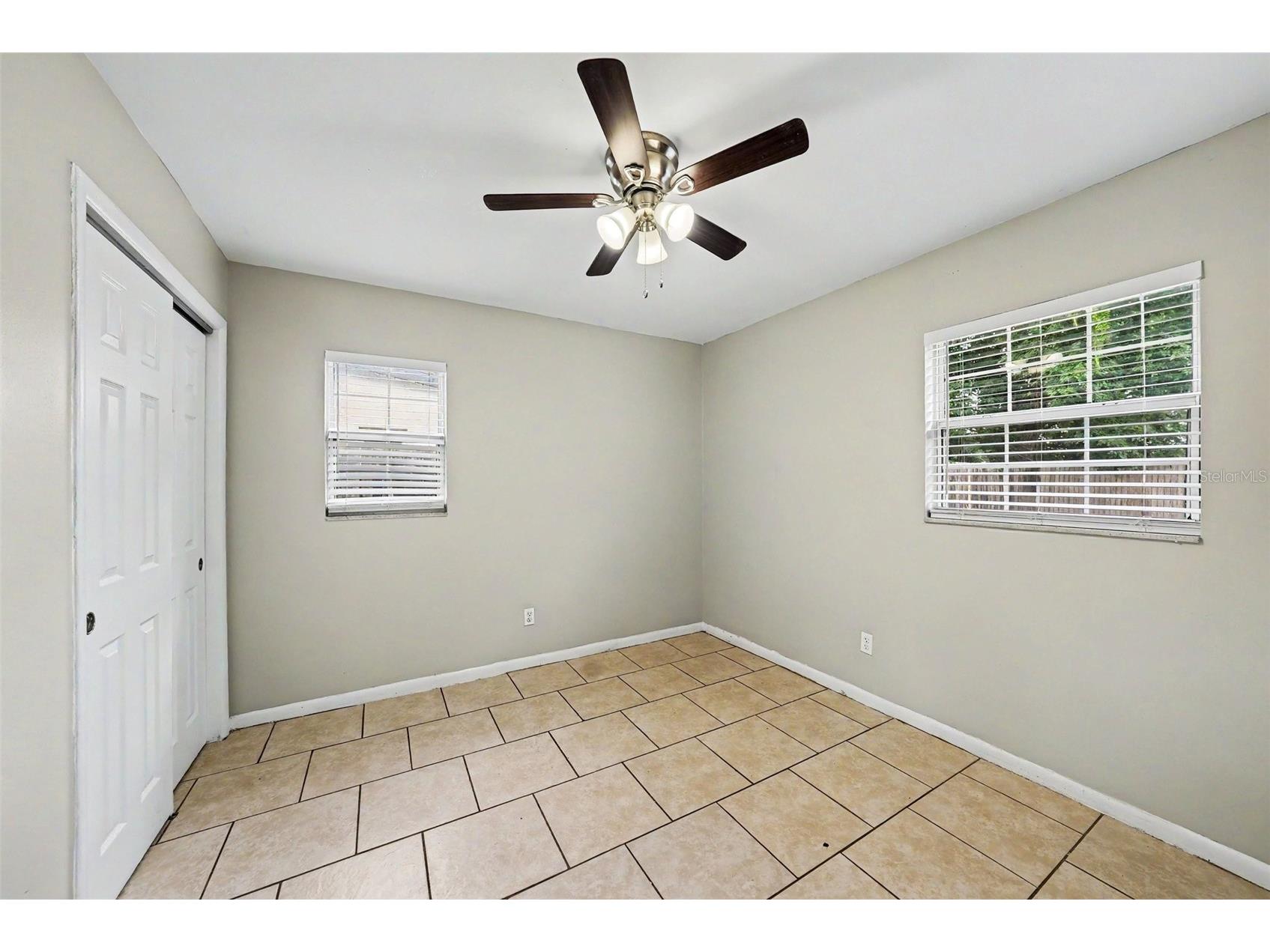 10209 N 28th Street Tampa FL 33612 O6405261 image8