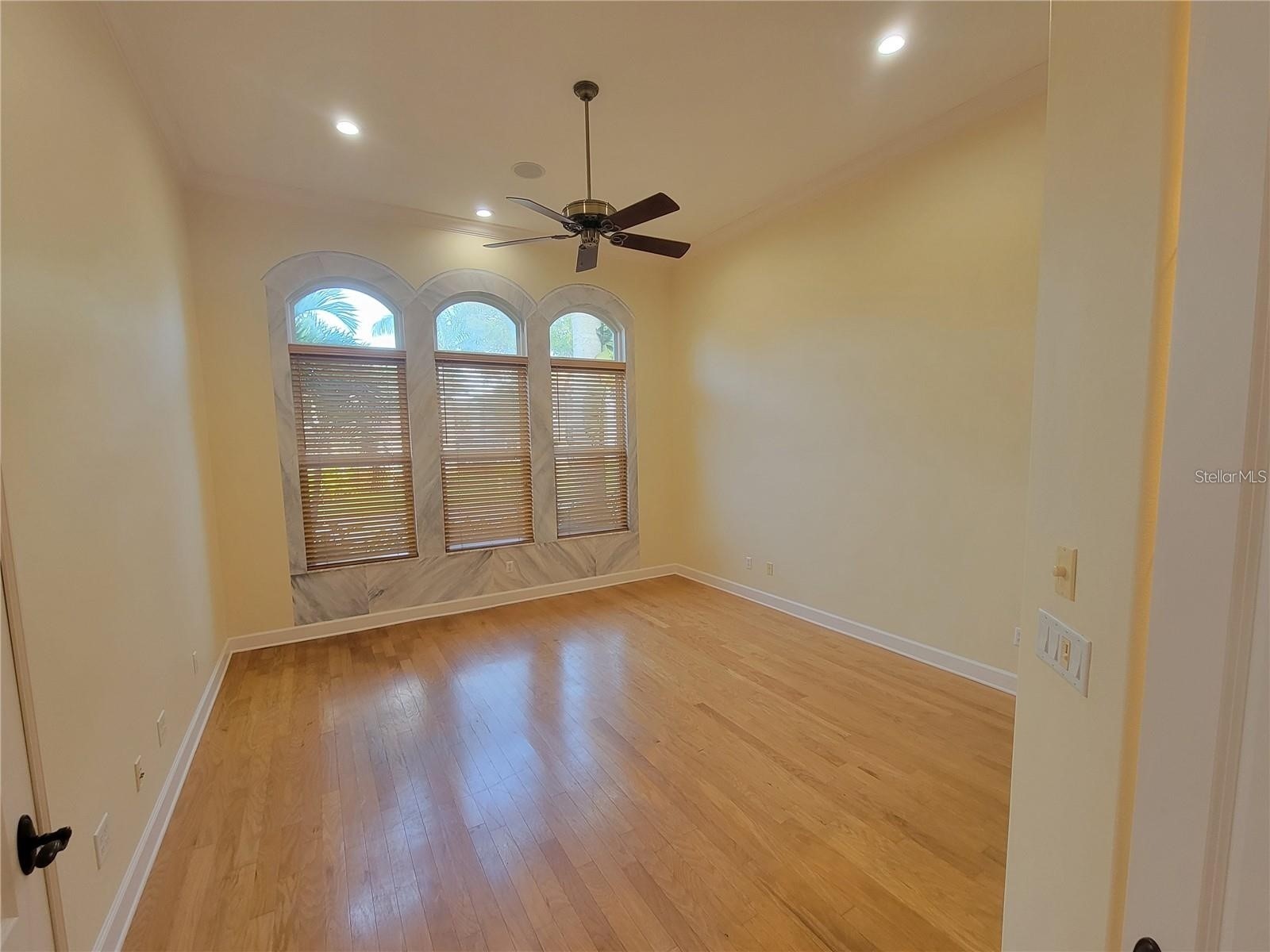 10209 Thurston Groves Boulevard Largo FL 33778 TB8473687 image51