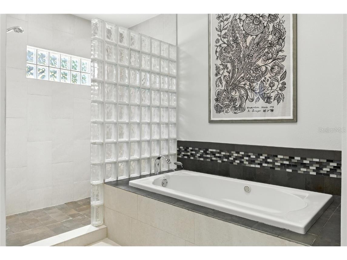 10209 Trout Rd Orlando FL 32836 - LAKE TIBET/BUTLER CHAIN O6321809 image26