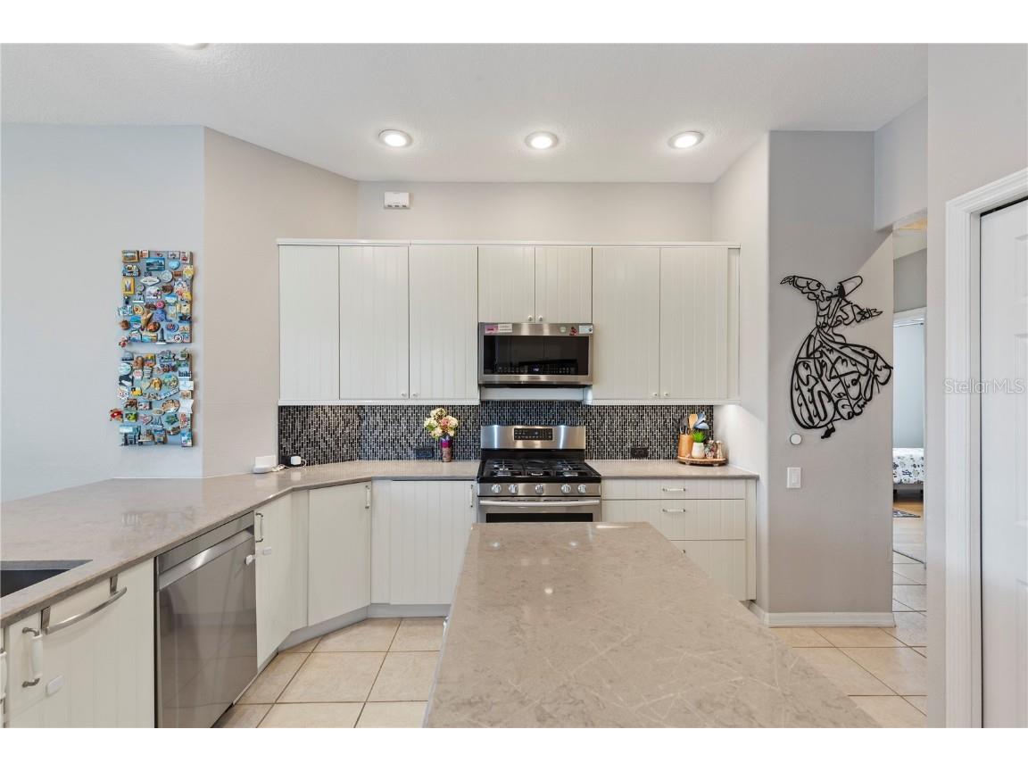 10209 Waterside Oaks Drive Tampa FL 33647 TB8428614 image15